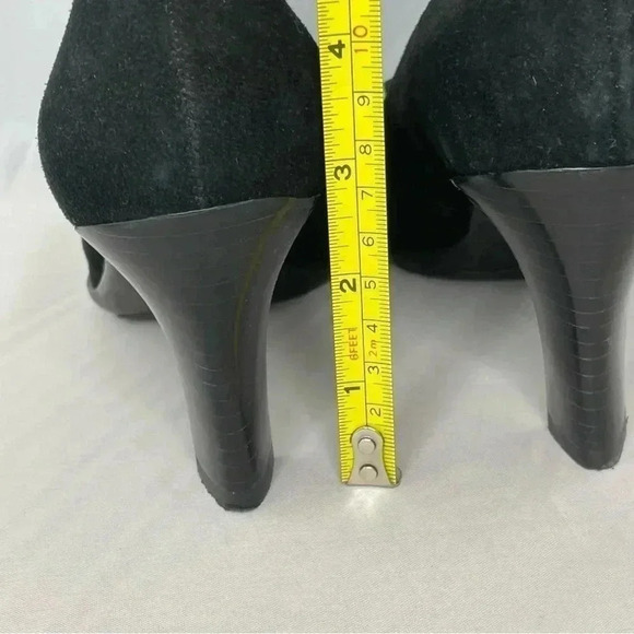 Franco Sarto Women's Heels Shoes 6.5 Black Suede Tassel Closed Toe Pump - Picture 7 of 12